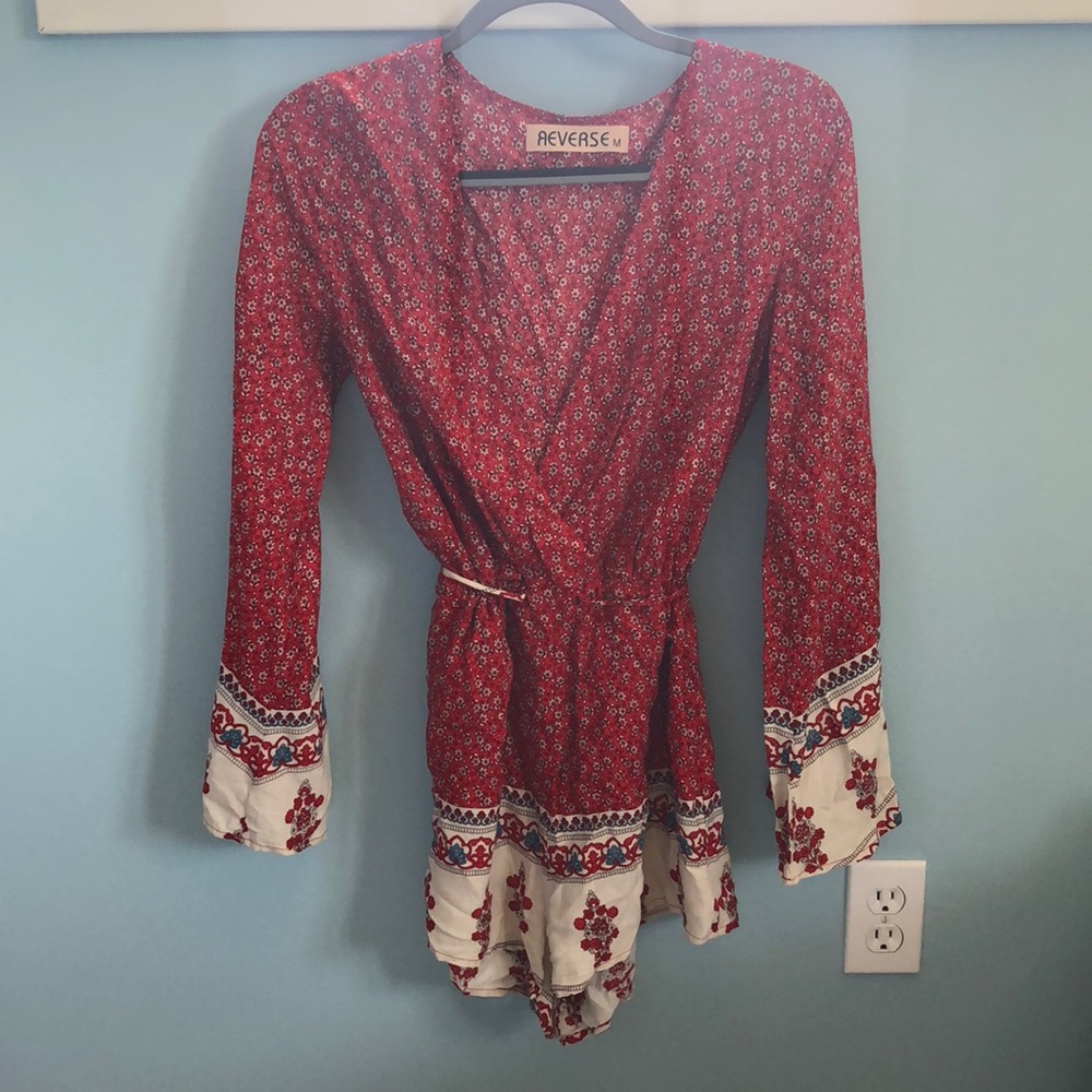 📦 🚚 EVERYTHING MUST GO! Reverse Red Romper | Sz M